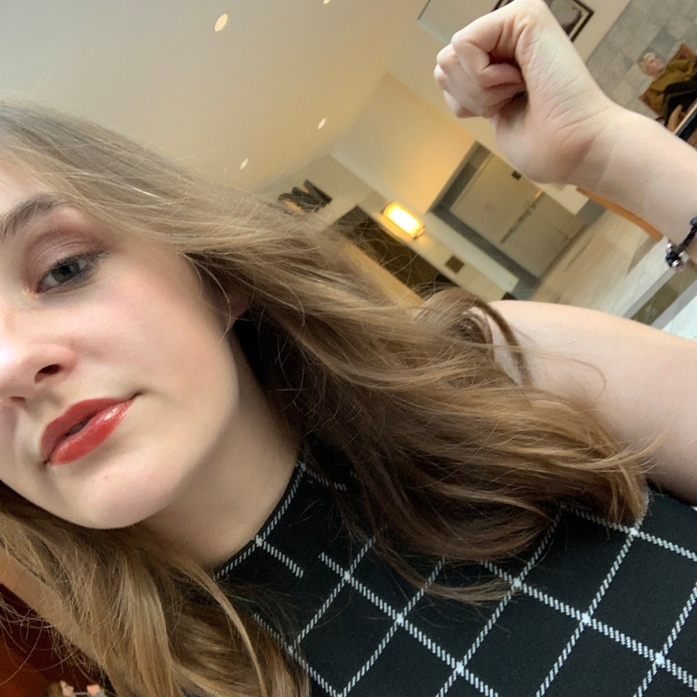 Meet your Posher, Haley